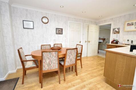 Breakfast room