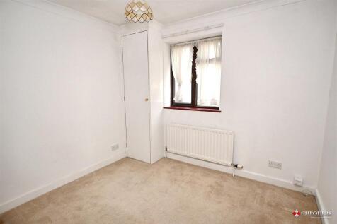 Bedroom 5/ Study