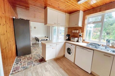 Kitchen/ Breakfast room
