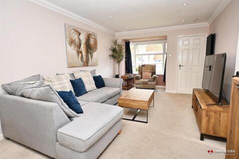 Lounge/ Dining room