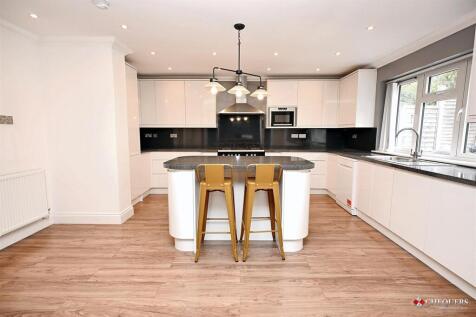 Kitchen/ Breakfast room