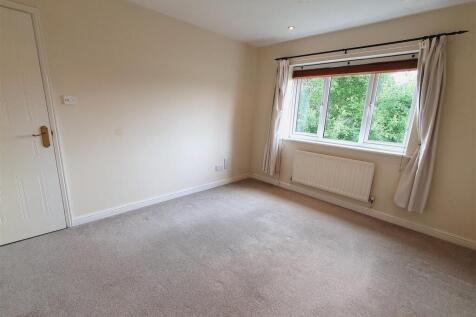 Bedroom One.jpg