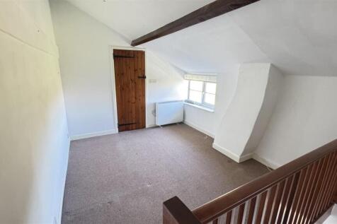 3A Grove Bedroom .jpg