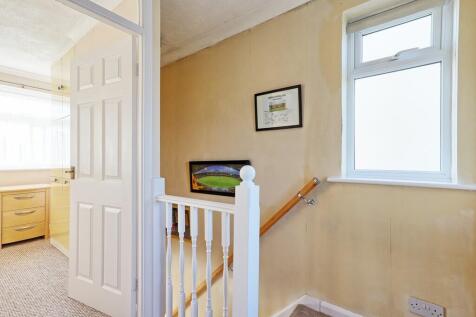 IMG_5539_40_41_ea...