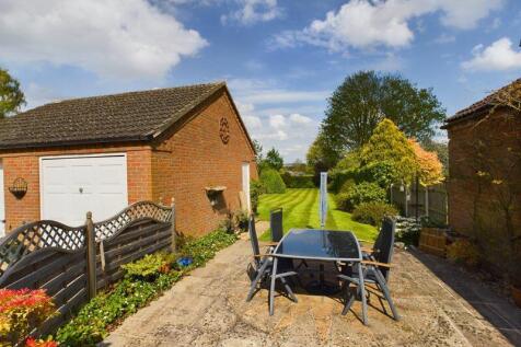 Rear Patio and Garden
