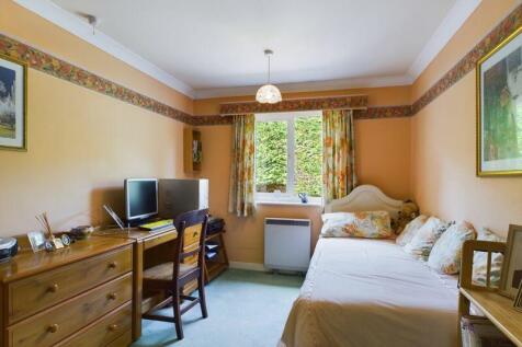 Bedroom/office