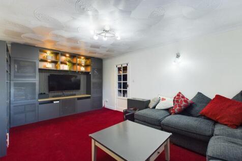 Snug / Play Room
