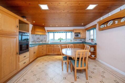 Breakfast kitchen