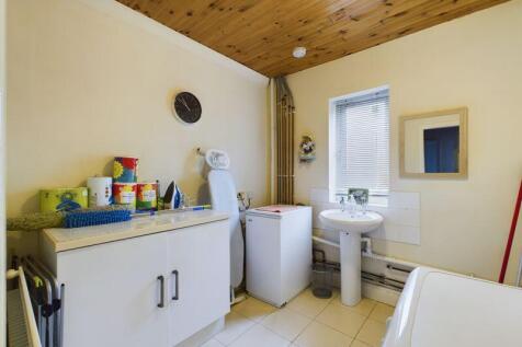 Utility/cloakroom