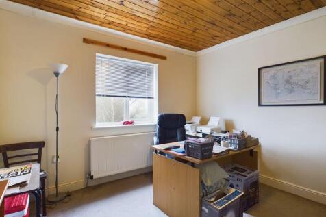 Bedroom/Office