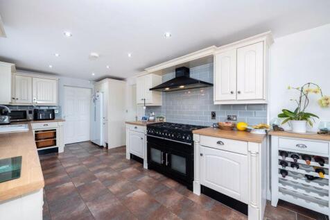 Family Dining Kitchen
