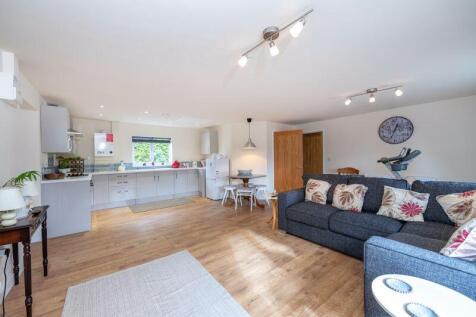Annex Living / Dining / Kitchen