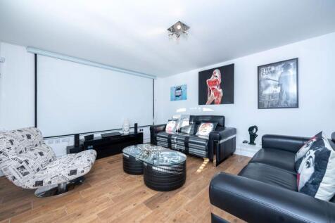 Cinema Room/bedroom