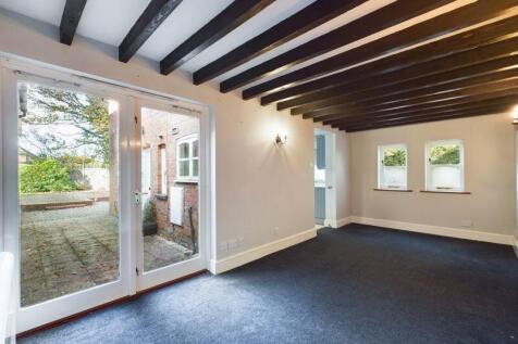 Dining room/snug