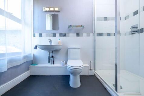 Bedroom 2 En-suite 