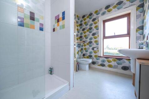 Bedroom 1 En-suite
