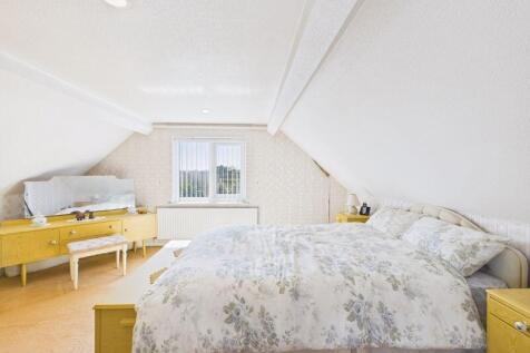 First floor main bedroom