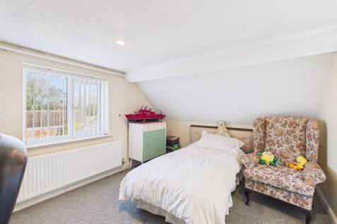 First floor 2nd bedroom