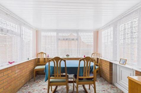 Garden Room/Dining Room