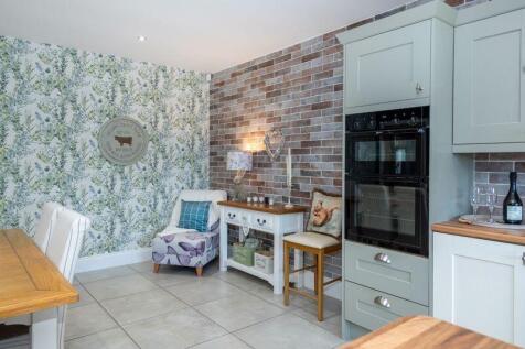Open Plan Dining/Kitchen/Living