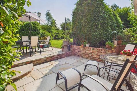 Side Garden Patios