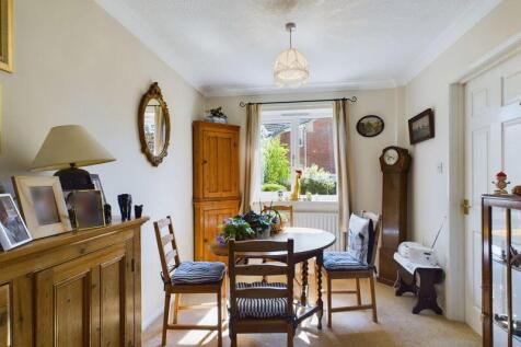 Living / Dining Room