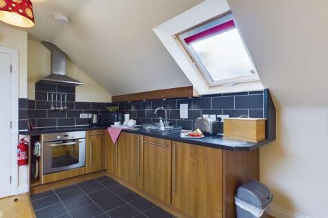 Laura&#39;s Loft Kitchen
