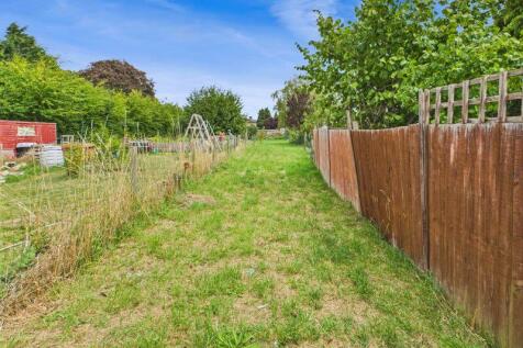 Grounds to rear of properties