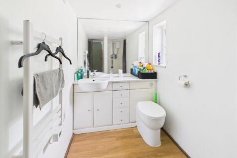 Annex Shower Room