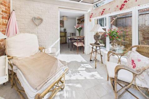 Garden room
