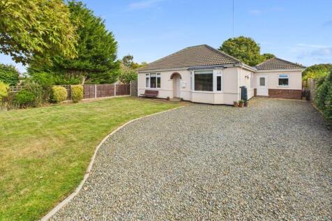 24 Raithby Road