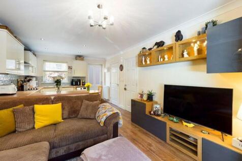 Open Plan Living/Kitchen