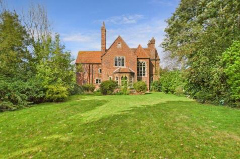 Teulon House