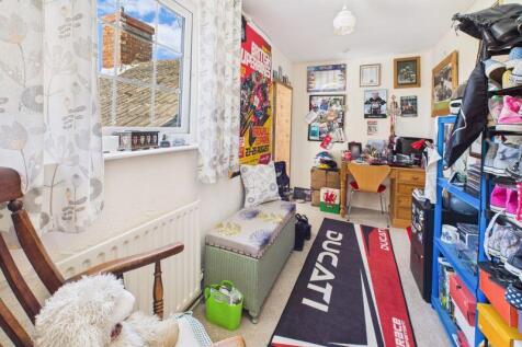 Office/Dressing Room
