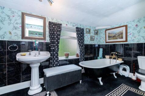 Clements Farm House - Bathroom