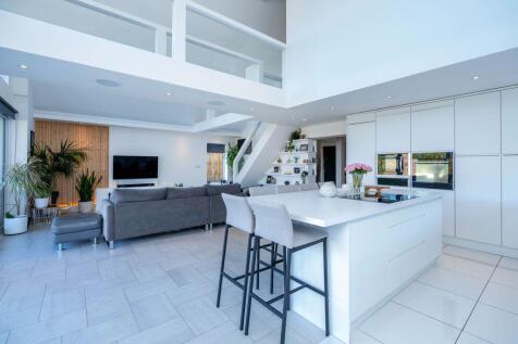 Open Plan Kitchen, Living, Dining