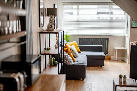Lounge 2