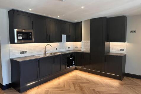 Fitted kitchen