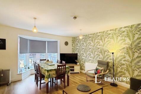 Living Area 2nd Pict