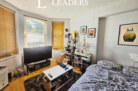 Studio room