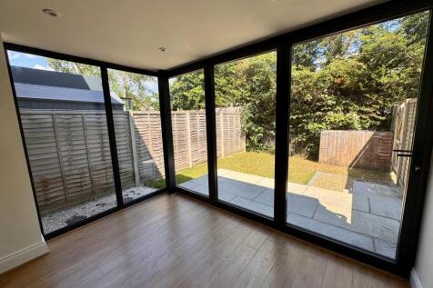 Bi-folds