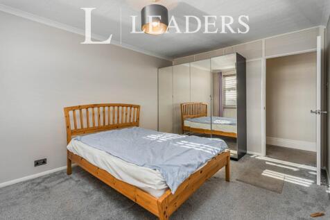 Master bedroom 2