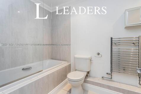 Main bathroom