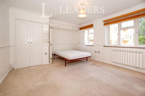 Main room 3