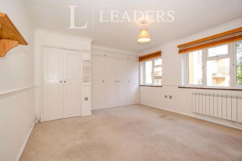 Main room 2