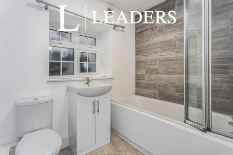 Main bathroom