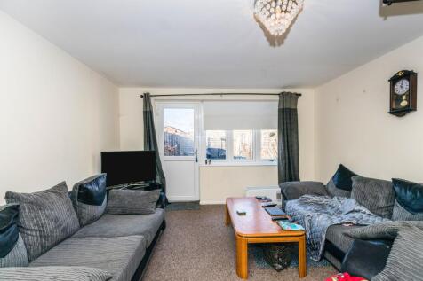 b2f76fb2-41cc-4b23-a