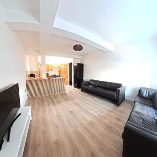 Kitchen Lounge