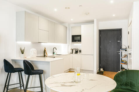 Kitchen/Reception
