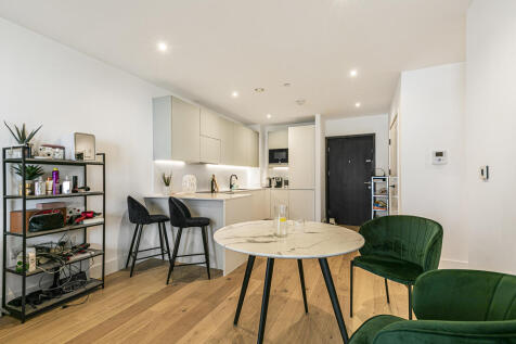Kitchen/Reception